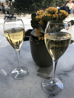 Champagne!
